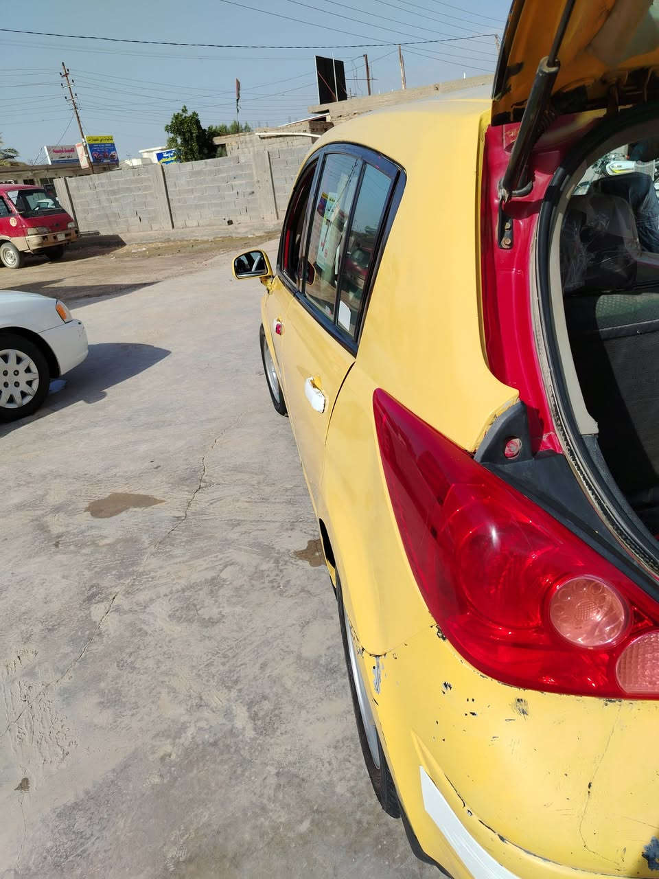 سلام عليكم

فيرسا نيسان موديل 2012
كير مكينه 1800 حداديه تايرات باتري كله جديد تبريد بوري طاك بيه مال غاز  رقم وهزه سنويه جديد السياره بسمي تحول  مباشر مكان بابل الورديه ***********  السعر ٤٨ ومجاله كلش قليل
