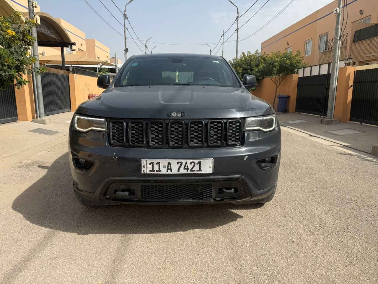 اللهم صل ع محمد وال محمد
السلام عليكم

النوع : Jeep Black Top 2018 

الضرر موضح بلصور بدون دواخل بنيد وشويه من جاملغ 

سمنتي بلاك 

رقم بغداد الجديد باسمي 

گير محرك جديد 

مواصفات 

جنطة شفط 

شاشة كبيرة 

تحكم استيرن 

كشنات تدفئة 

حساس خلفي 

السعر 215

غير متواجد ع الفيس 

مكان السياره بابل الحله 

***********

***********
