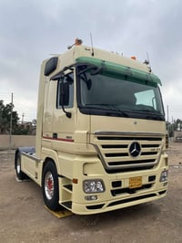 اكتروس 2007 • عربانة 3 محاور • بصرة