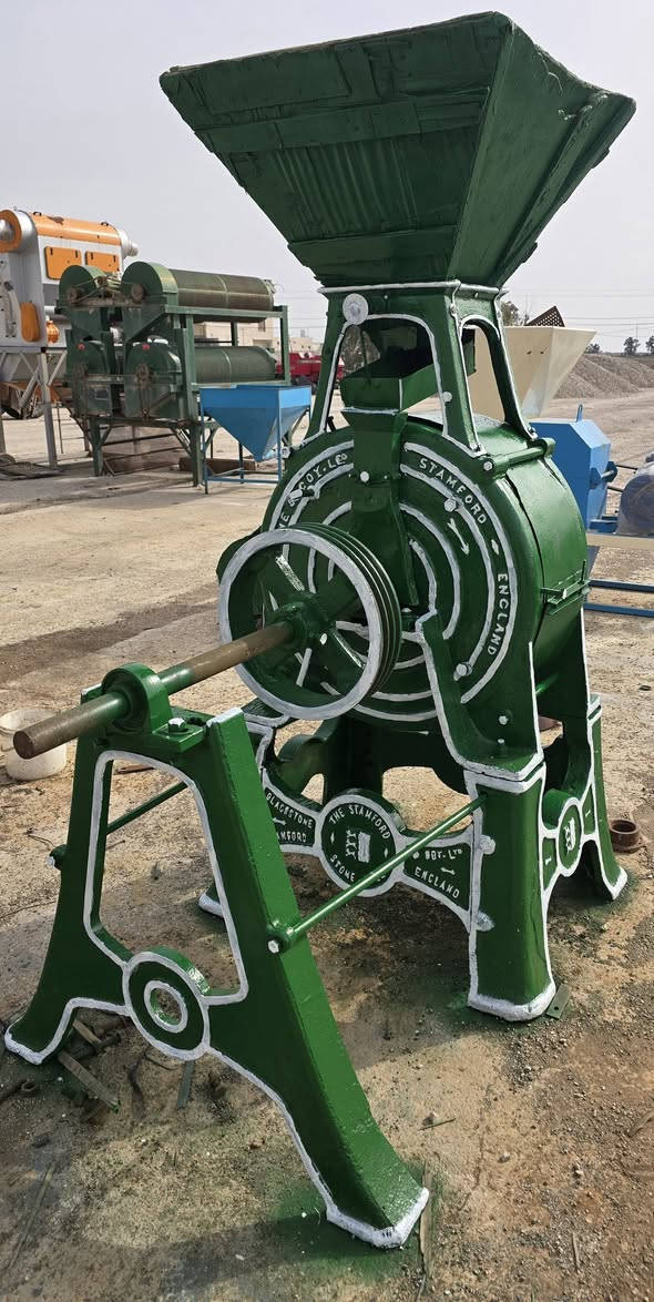 طاحونه حجريه انكليزي الاصلي 
حجم ٣٠  كامله
مع حجر حلبي مستعمل قليل 
مع ماطور ٧٥ حصان 
للأستفسار الاتصال على الارقام
***********
*********** واتساب
*********** واتساب

العنوان / محافظه واسط / قضاء النعمانيه / مقابل مجلس بلدي وجامع الحاج جلال الكناني*
@إشارة
