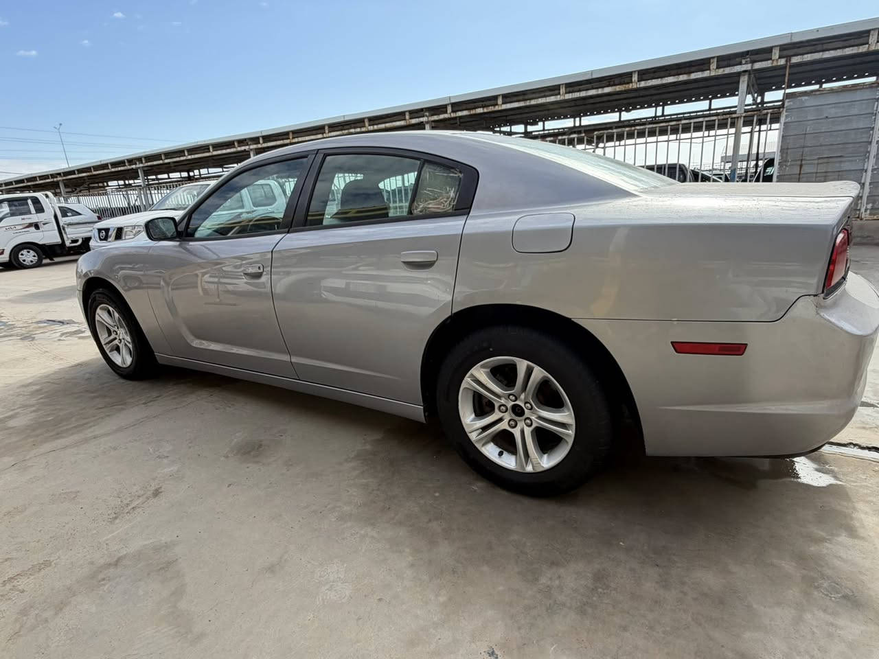 سلام عليكم جارجر موديل 14 امريكي رقم بغداد تحويل مباشر السعر ١٤٥ وبيه مجال رقم الهاتف ***********
