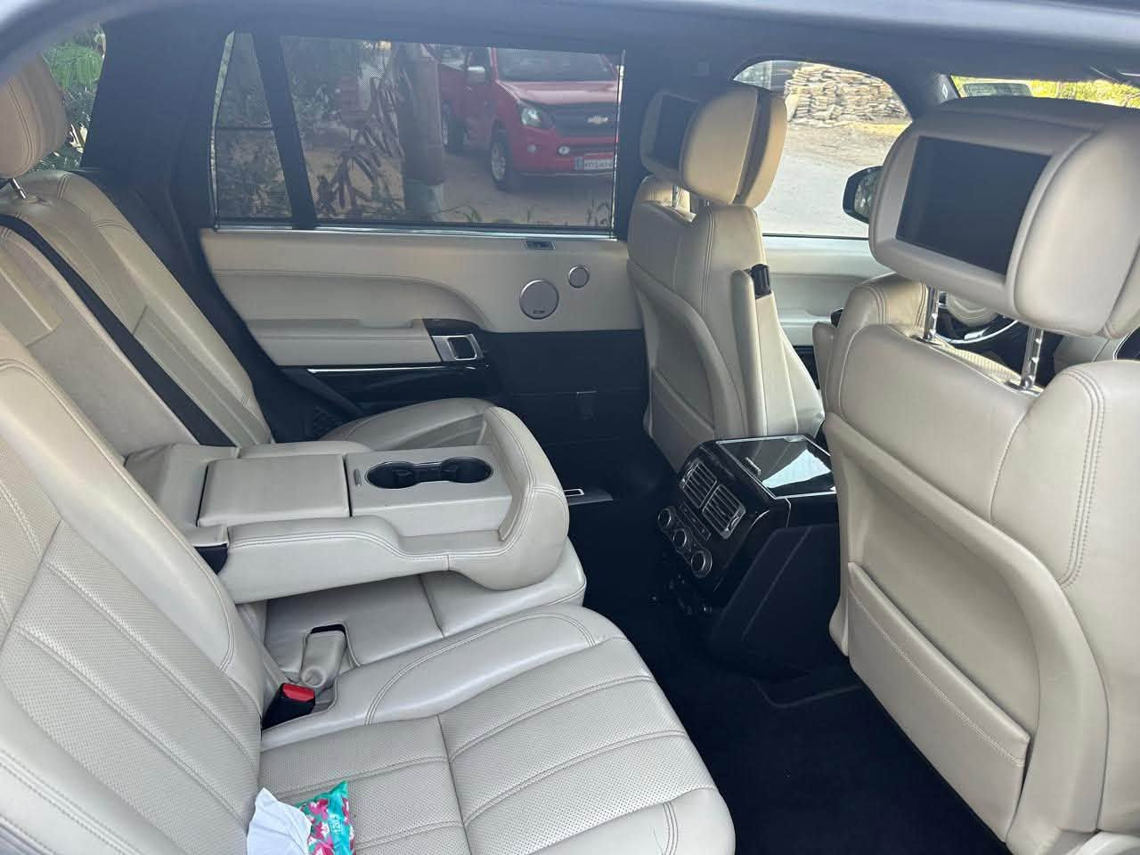 رانج روفر فوج
موديل ٢٠١٧
عداد ١٦٠ الف
فبريكه بل كامل
للتواصل 01004136380


**إذا كنت صاحب هذا الإعلان وتريد حذفه لأي سبب، رجاءا أرسل رسالة إلى الدعم الفني**
