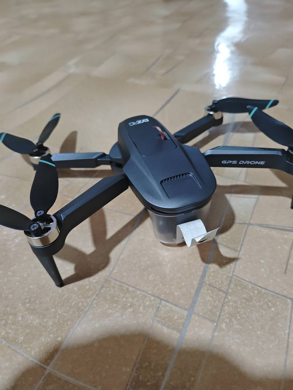 مرحبا اخوان L200 pro جديده لوك بس الكمبل بي خلل نضام البيع فحم الي تفيده يراسلني ***********
