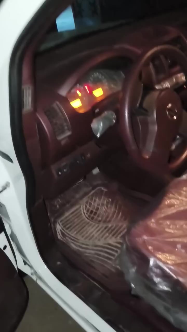 السلام عليكم بيكم نيفار2014 لبيع مكفوله كفاله عامه وكير ومكينه وحداديه سنويه 2027تنتهي وسياره بسمي تحويل ثاني يوم نضيفه اي نقص مابيه سياره تبديل حداديه عام حته المشط السعر 135وبيه مجال لشراي العنوان بصره الزبير الزتفزار التصال او وتساب ***********
