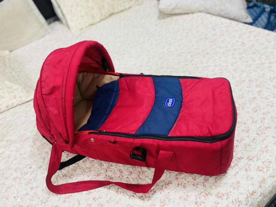 حمالة طفل ماركة جيكو نظيفة مثل مواضحه بالصور  ماخذتها من بيت الطفل بالمنصور ابيعها ب٢٥ قفل مكاني بغداد  مدينة الصدر


**إذا كنت صاحب هذا الإعلان وتريد حذفه لأي سبب، رجاءا أرسل رسالة إلى الدعم الفني**