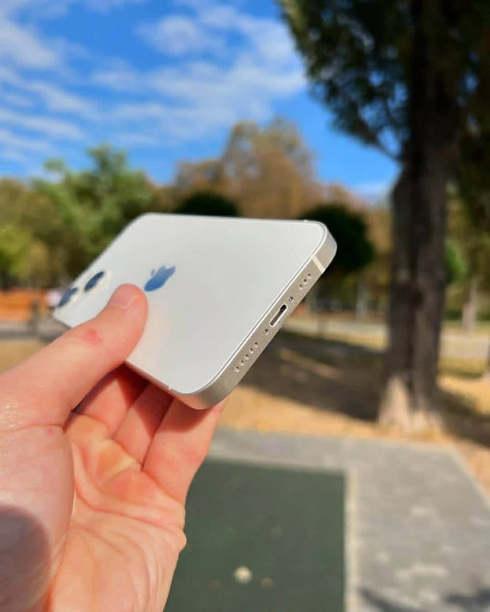 13 عادي ذاكره 128 بطاريه 90 وكاله ماستر مكفول السعر 450 

اكس عادي ذاكره 256 بطاريه 100 مبدلهاصليه الباقي كفاله السعر 175

هونر x9c ذاكره256 بطاريه 6300 شاشه 120 هيرتز رام 12+12 بي طخه بالشاصي مماثره السعر 230

ون بلص 10 t ذاكره 256 رام 16 شاشه 120 هيرتز مواصفات عاليه السعر 375

ناصريه شارع بغداد ***********
