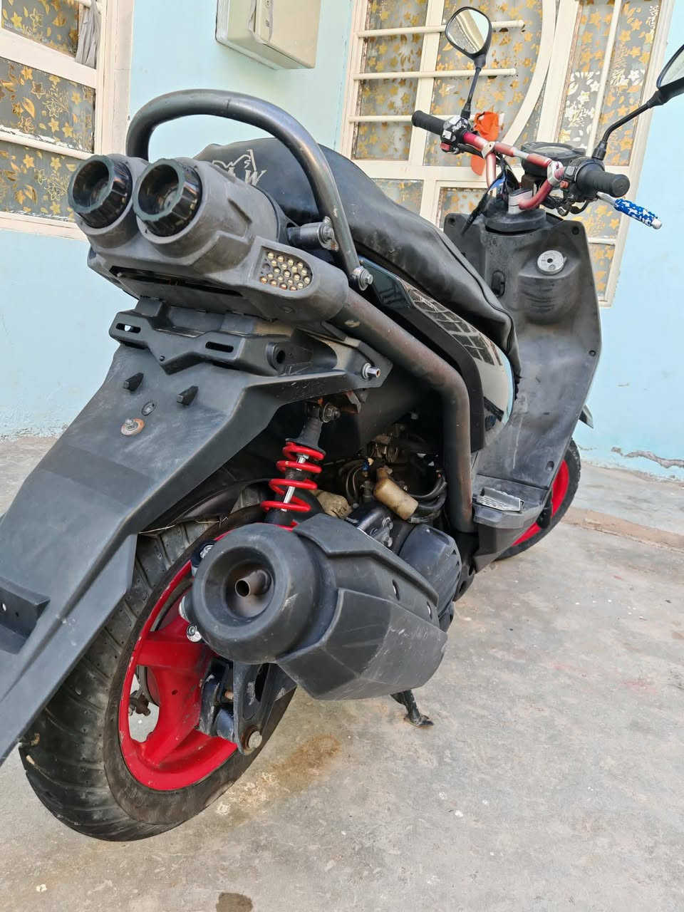 📢 للبيع: ياماها BWS (وحش الجبلي) بمواصفات مميزة
الدراجة غنية عن التعريف، نظيفة جداً ومعدلة ترتيب خاص.
✅ المواصفات والتفاصيل:
النوع: Yamaha BWS (ياماها بي دبليو اس).
المحرك: محرك نشط جداً، سحب وتشغيل ناري (نقرة سلف).
المظهر: صبغ وتصميم رياضي مميز (أسود مطعم بلمسات رياضية).
السعر المطلوب: (975 الف)
المكان: (ديالى گاطون الرازي قرب شعلان)
📞 للتواصل والاستفسار(***********)

ملاحظة مكلف بالنشر يعني اليريد بتواصل ويا صاحبها ع الرقم فقط موجود واتساب
