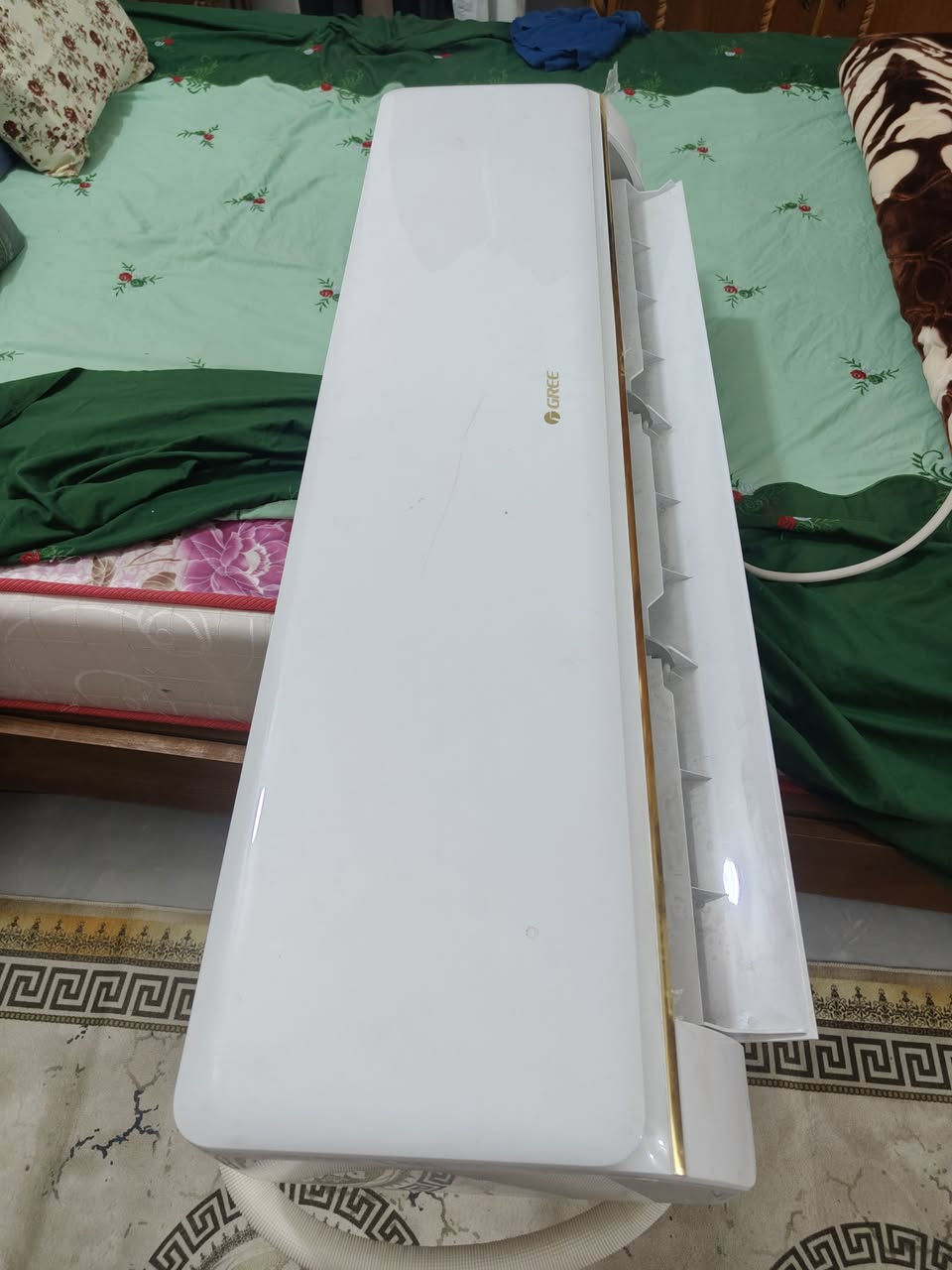 السلام عليكم سببت للبيع مستخدم سبوع واحد فقط مثل ما موضح بل الصورة نضافته ميه بل ميه شغال غازه مضبوط المكان أبو غرق ***********
