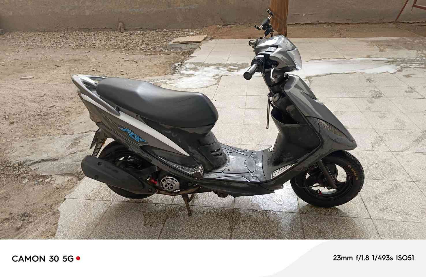 سلام عليكم دراجه ماكس عدله للبيع دراجه كله ختم واحد ماخذه حاويه مكاني بصره دير ***********
