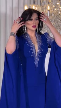 ملابس • ألوان • مقاسات