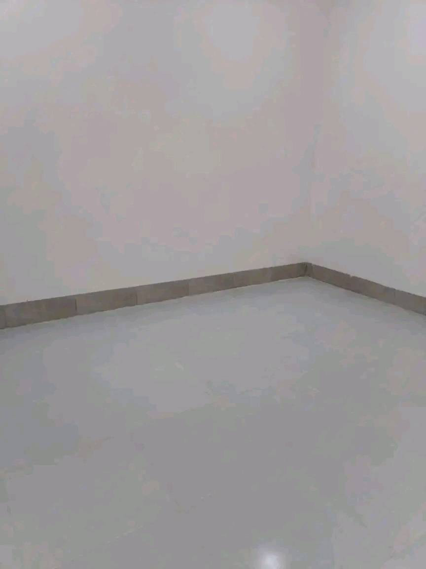 دا🏡ر(مشتملان) للــــــــــبےـعےـ  🖊،( قيد الانشاء ) 
المساحه 100 متر( 5×20)
«العنوان» الشيشان مقابل الصحفيين قرب سايدين الموضفين 
~"يتكون"~ الدار من 🌹طرمه🔑 استقبال 🔑ممر 🔑مطبخ🔑 صاله 🔑غرفه نوم 🔑🧲
للاستفسار الاتصال على ☎️ ***********☎️
