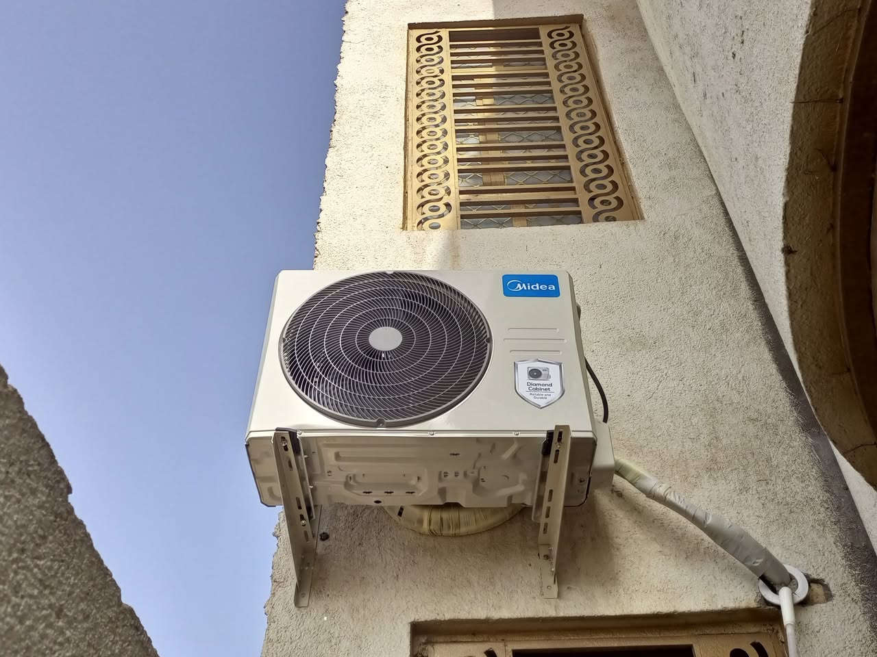 🔧❄️ الورشة الفنية للتبريد والتكييف ❄️🔧
📍 خدمة ميدانية – نوصل لحد باب بيتك!
(بأسعار تنافسية )

تعاني من عطل بالتبريد؟ أو تحتاج صيانة سريعة؟ إحنا جاهزين نخدمك وين ما تكون!

نقدّم لك خدماتنا باحترافية وجودة عالية:
✅ تركيب وصيانة كافة أنواع أجهزة التبريد
✅ شحن جميع أنواع غاز التبريد
✅ تنظيف شامل داخلي وخارجي للوحدات
✅ صيانة ميدانية فورية وبأفضل النتائج
✅ نقل أجهزة السبلت باحتراف ودقة عالية

🚐 خدماتنا تغطي جميع مناطق الناصرية
🏪 وفرعنا موجود بجميع مناطق سوق الشيوخ

📞 للحجز أو الاستفسار: ***********

جربنا وشوف الفرق… التبريد علينا والراحة إلك!
