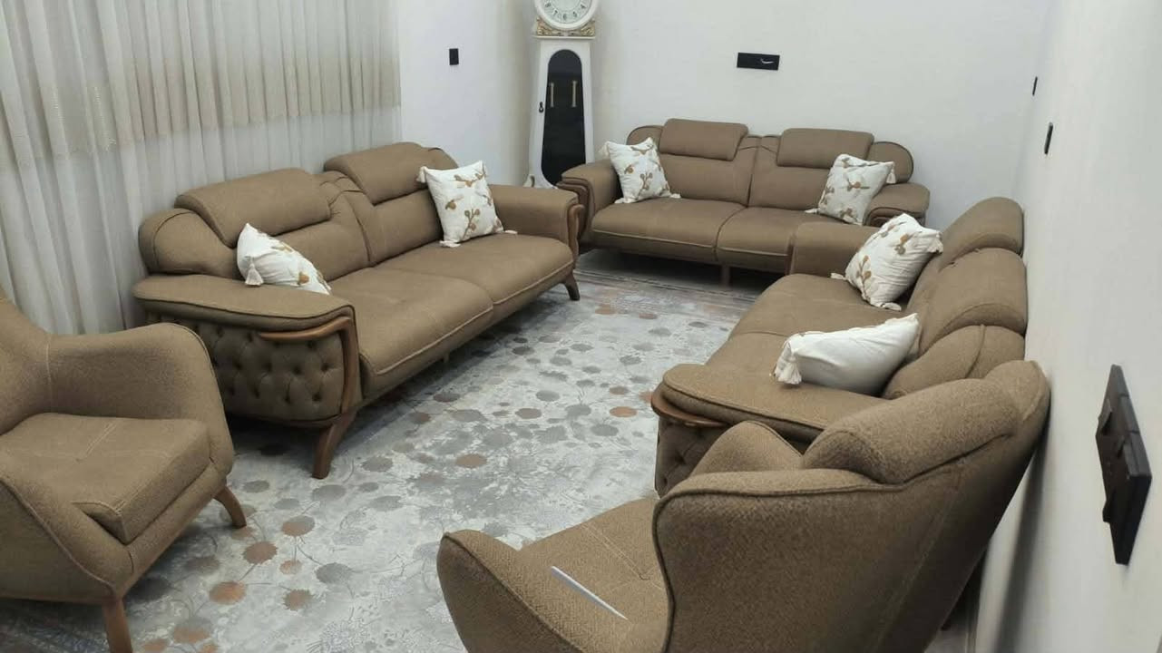 قنفات للبيع كلش نظيف وجديد شراي تعال خاص عنوان كركوك ممدوده
العنده غراض للبيع راسلوني *********** او اتصال ع رقم
