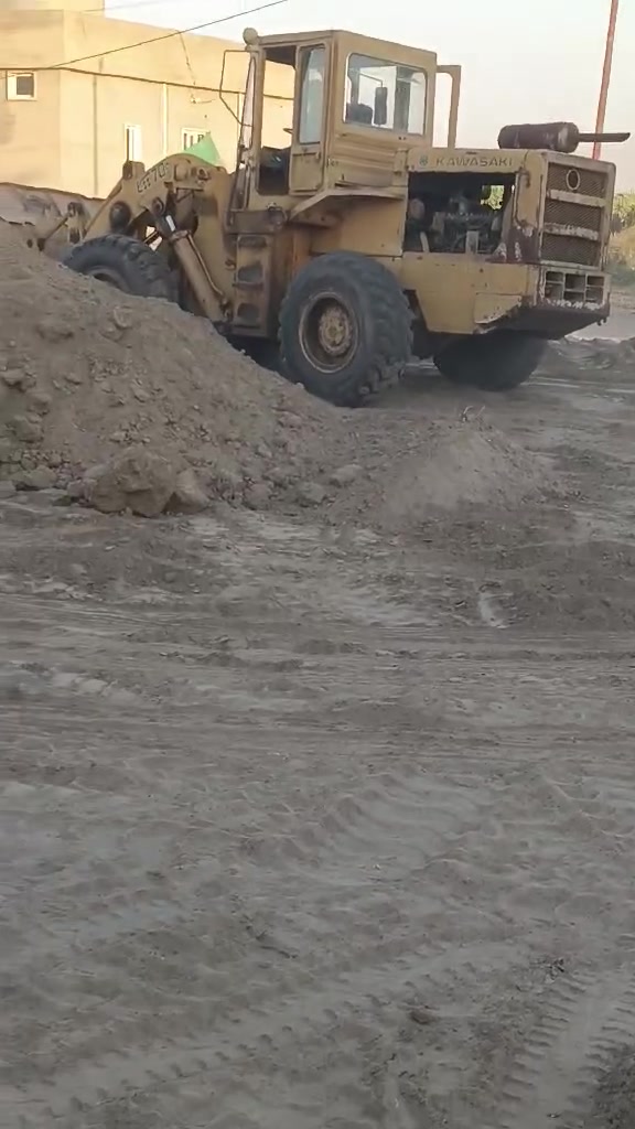 شفل ٧٠ بي موديل ٨٦ فحص كركوك للبيع يرهم مراوس بقلابه سكس سكانيه او فولفو حسب القناعه 
***********
