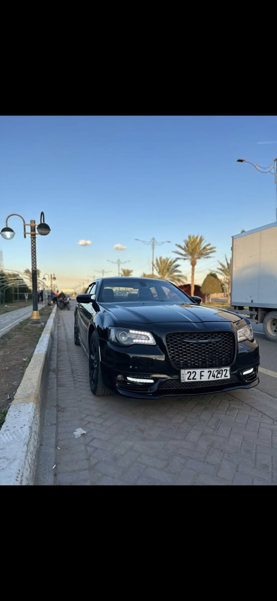 سلام عليكم  للبيع او مراوس🚨🚨🚨
اوباما ⁉️‼️
لون:اسود 
مديل:2019
الضرر: السيارة بيها حادث بابين باب الصدر وباب السايق نفسهن مصلحات وبنيد 
السيارة جاهزة من كلشي  ومواصفات معروفة 
السيارة ماشية 95 الف ميل سيارة بسمي تحويل ثاني يومي رقم أربيل 
السعر :180 وبيها مجال 
استفسار:***********
