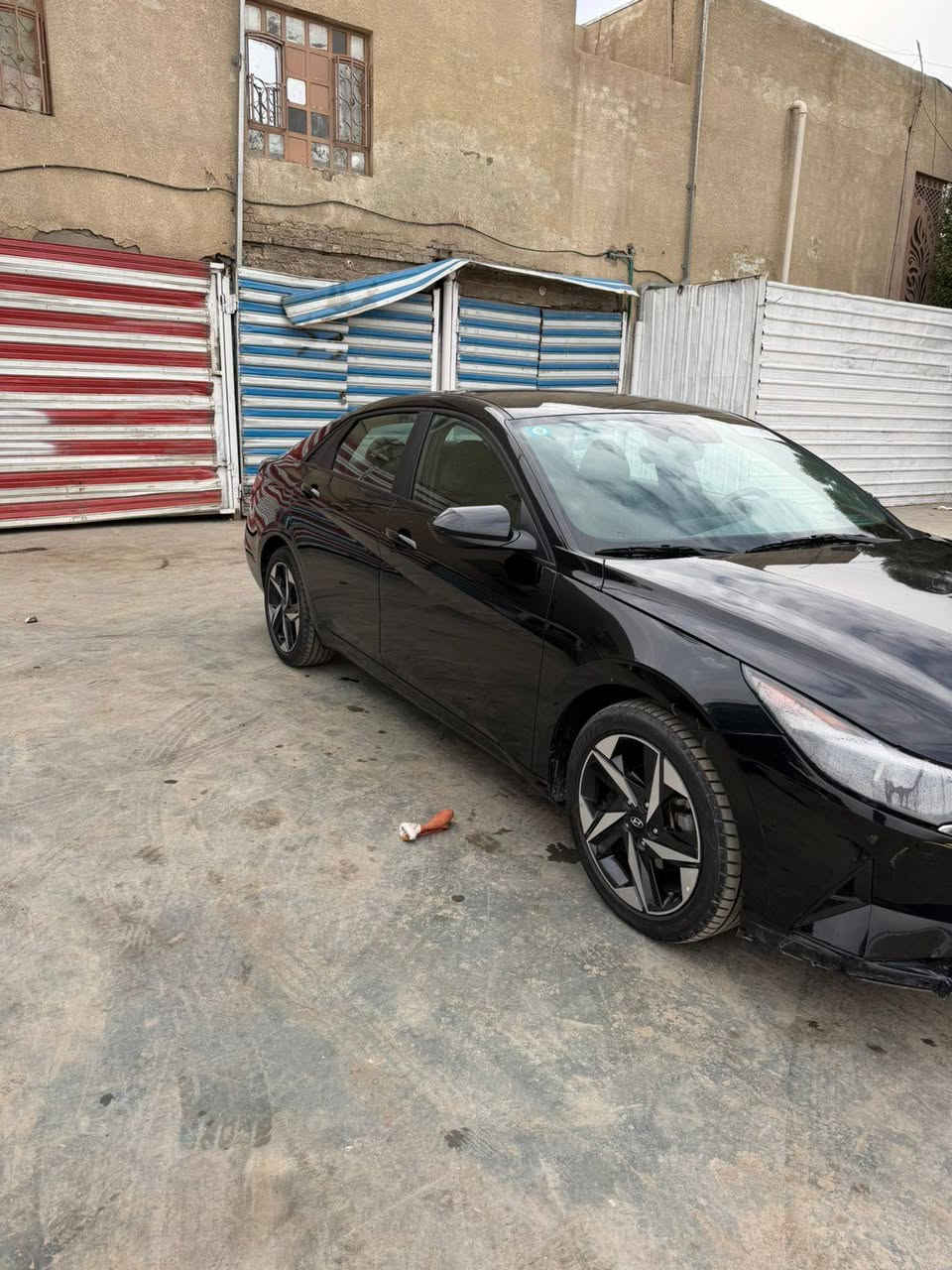 سلام عليكم النترا للبيع موديل 2023 مكان سياره بغداد الدوره السعر 158 وبيها مجال  لاستفسار ع هاذا الرقم  ***********
