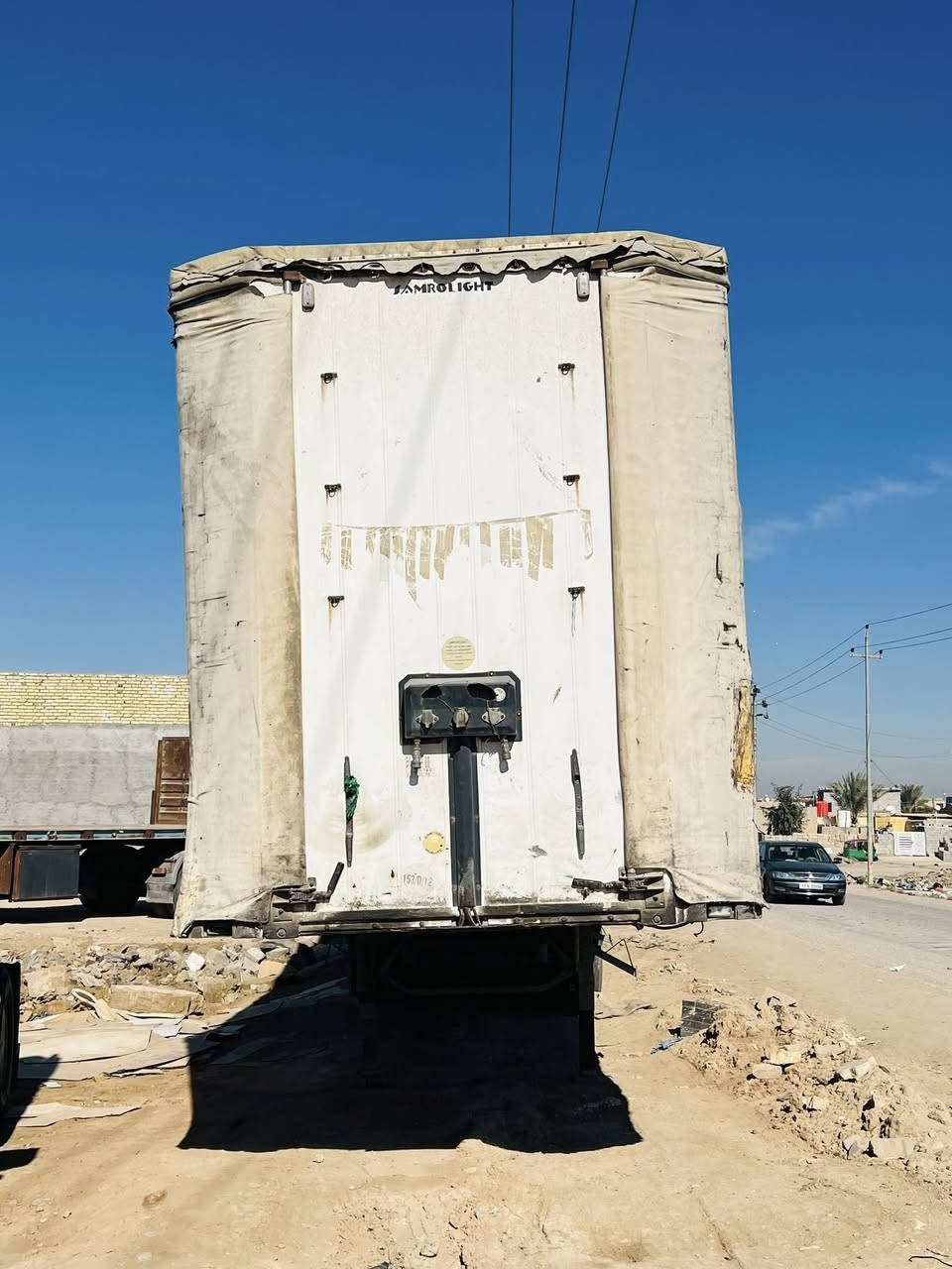 ‏للبيع عربانة نص جناب السعر 60 وبها مجال)(***********)(***********
