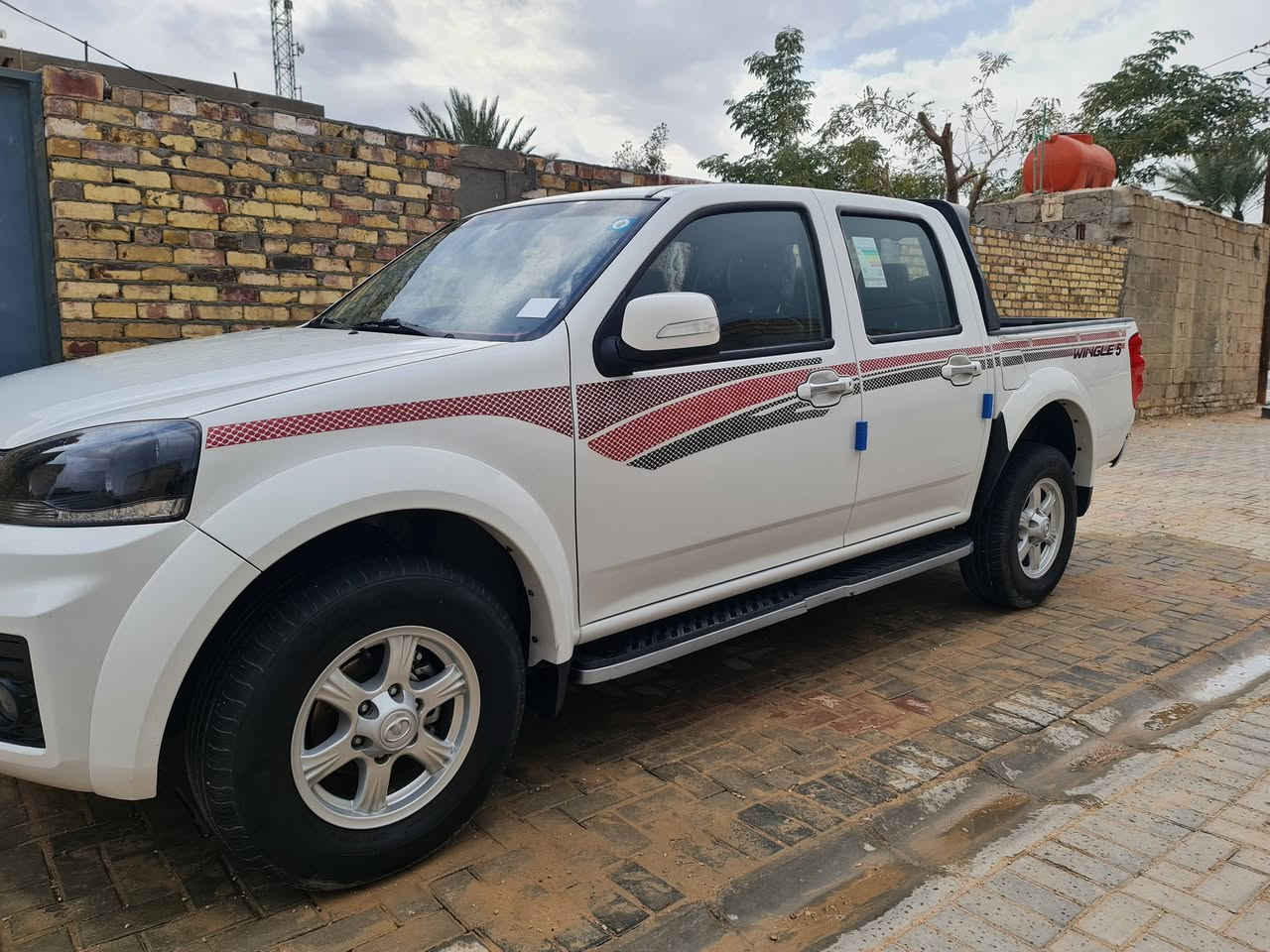 السلام عليكم
كريت ويل 2025  رقم قادسيه مكفوله ماشيه 20الف ظريبه 2026 مدفوعه مكان السياره الديوانيه
رقم الهاتف ***********📞
