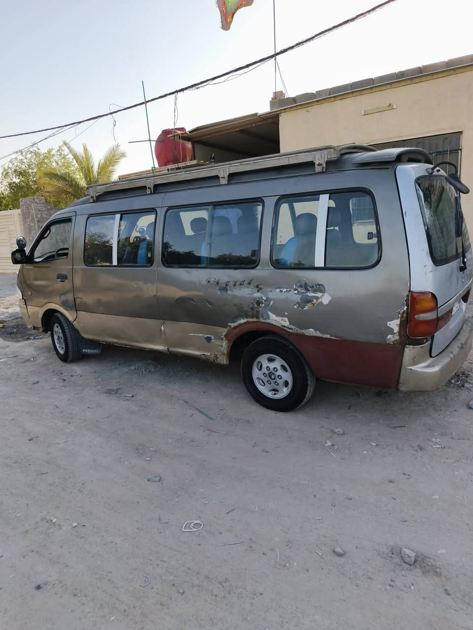 شبوط للبيع 2003 كير ومحرك وكسن مكفولات حداديه زينه كهرباياتها كلها شغاله تخم تاير جديد كاعيه وكشنات جدد سنويا لل 2027 العنوان نجف ***********
