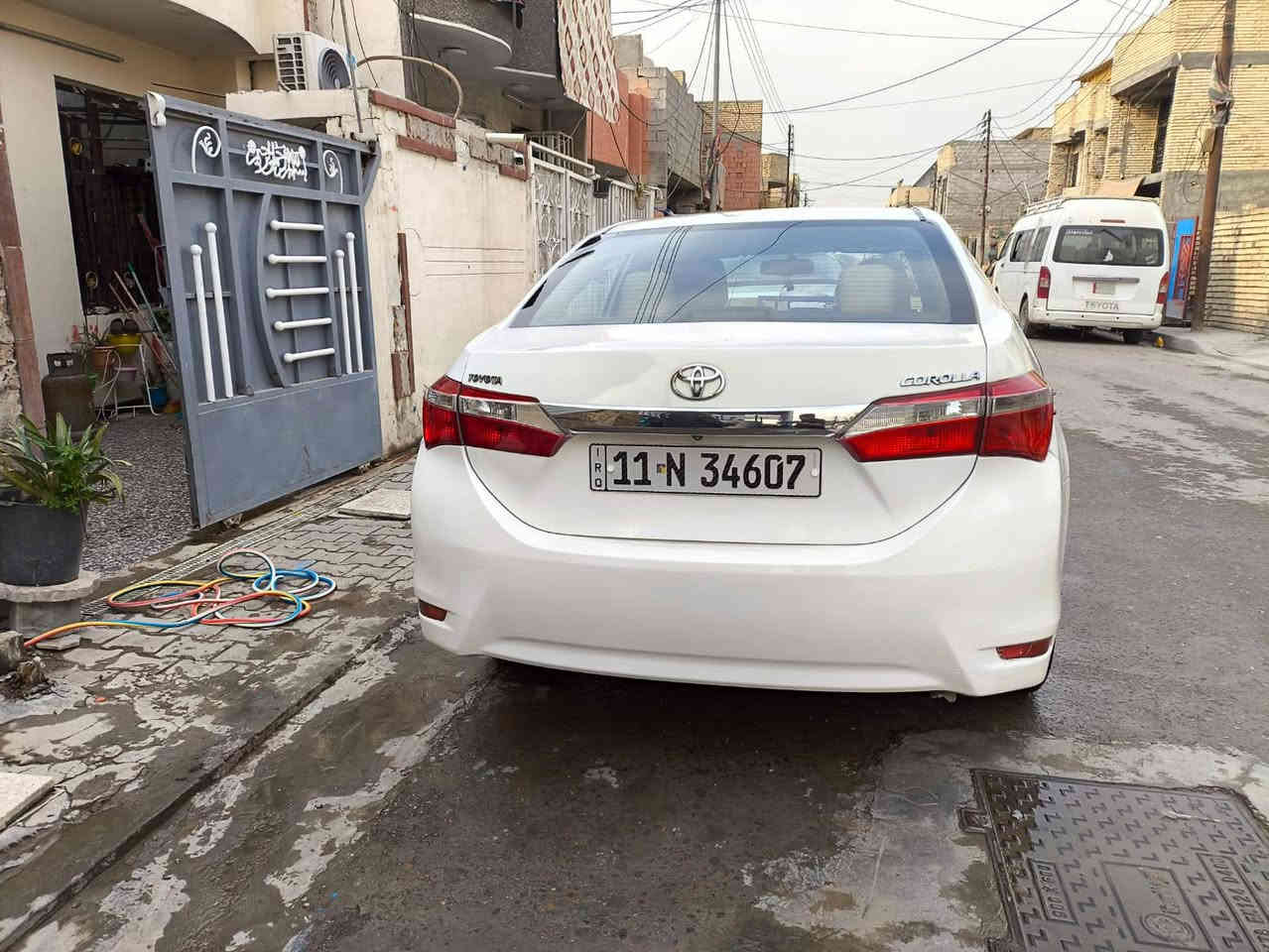 كورلا خليجي موديل 2015
تحكم ستيرن 
شاشة + كاميرا 
رقم جديد بغداد 
تبريد وتدفئة  خير من الله 
 حدادية حلوة 
كير  محرك خير من الله 
مكان السيارة بغداد معروضة ب 128 
*********** متوفر وتساب
