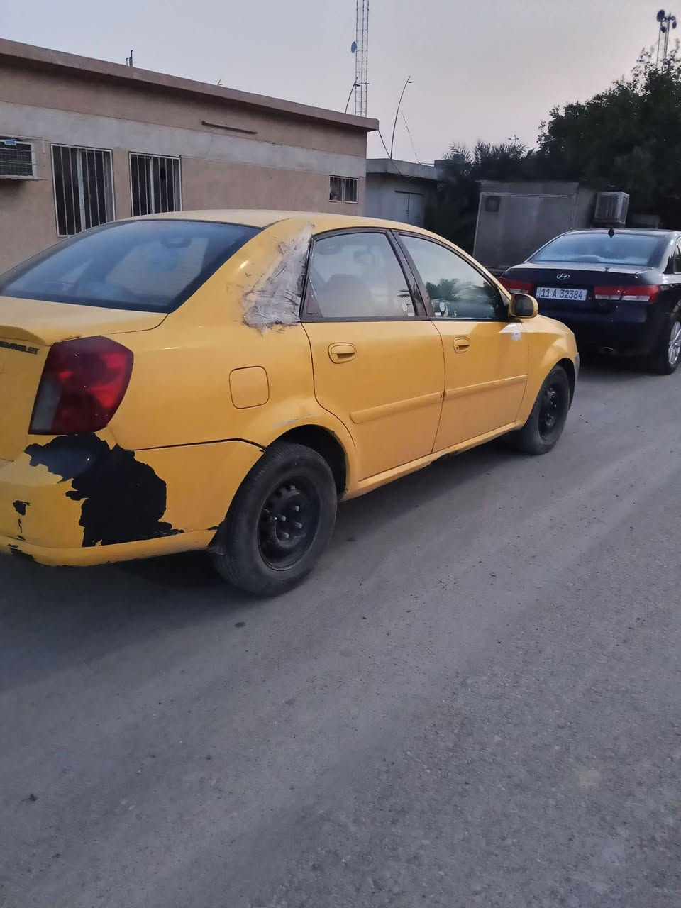 السلام عليكم سيارة اوبترا موديل 2004 رقم بغداد الماني مشروع وطني السنوية تنتهي 28 كير عادي السيارة معوجة ولفات مكان السيارة بغداد منطقة المعامل الباوية السعر 35 وبيها مجال الرقم ***********
