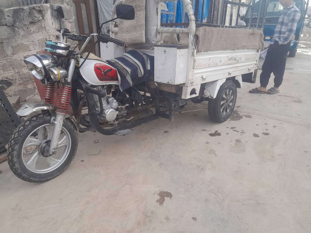 ستوته للبيع موديل ١٩ محرك ٢٤ ستوته خير من الله لا صرف لا بخار السعر 850 وبيه مجال حك الجيه ***********
