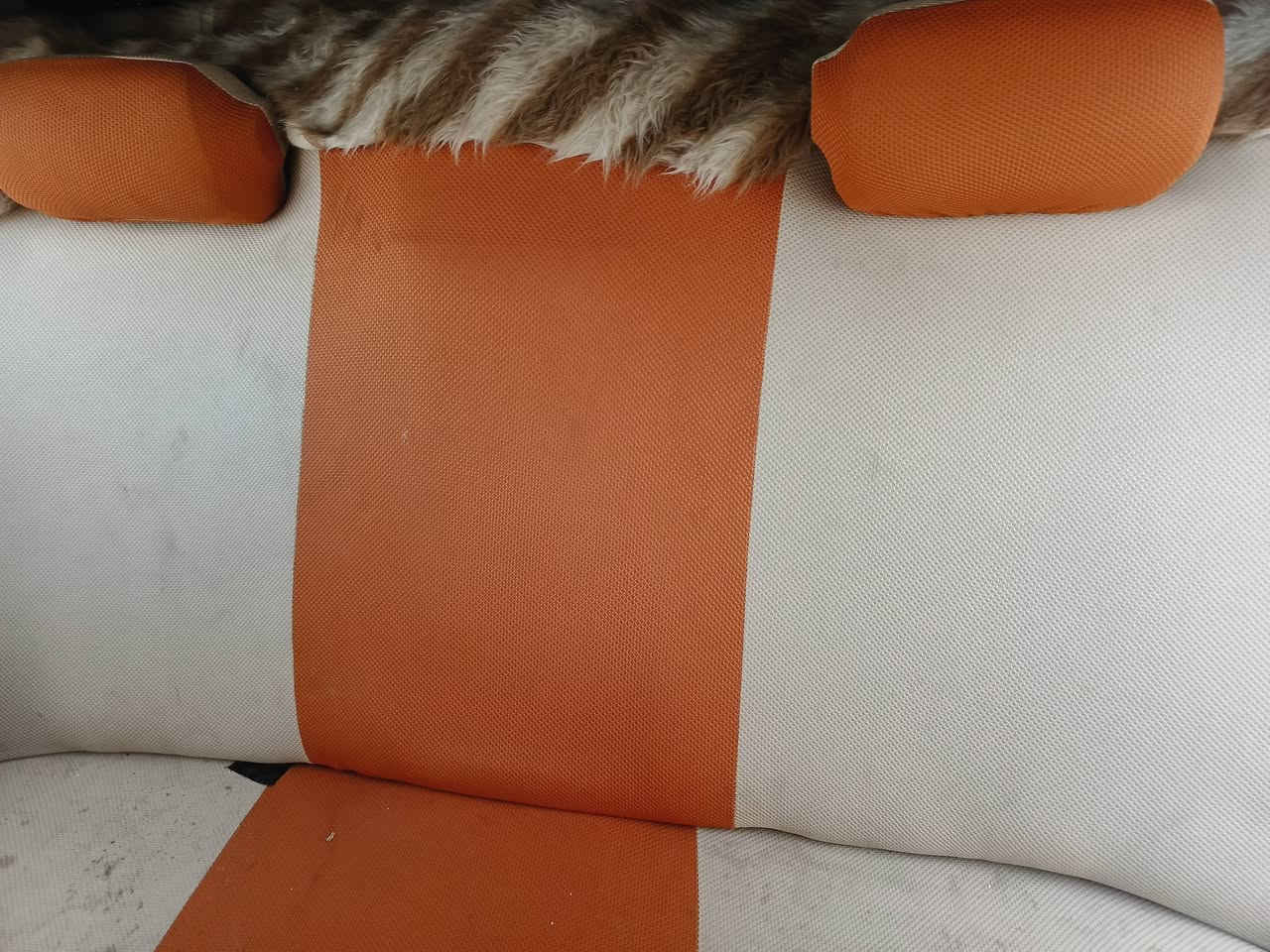 السلام عليكم كراون هارتوب للبيع موديل 1991 باتري جديد وتخم تاير جديد كهربائيات شغاله حداديه اماميه جديده سياره مكفوله من الگص ونقل جثه رقمهه نجف دولي بأسمي تحويل ثاني يوم السياره عايزهه ترتيبات بسيطه مكاني واسط شهداء للاستفسار اتصل ***********
