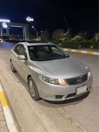 سيراتو ٢٠١١ • فتحة سقف • رقم صلاح الدين