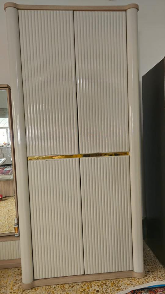 ملحق اربع بوب جديد قليل استعمال نظيف جدا  السعر 125

‭0781 397 5737‬
