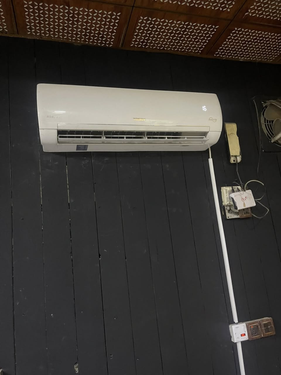 توسوت طن وثلث  انفيرتر ب 550
وكري طنين عادي جديد استعمال اسبوع واحد ب 700


**إذا كنت صاحب هذا الإعلان وتريد حذفه لأي سبب، رجاءا أرسل رسالة إلى الدعم الفني**