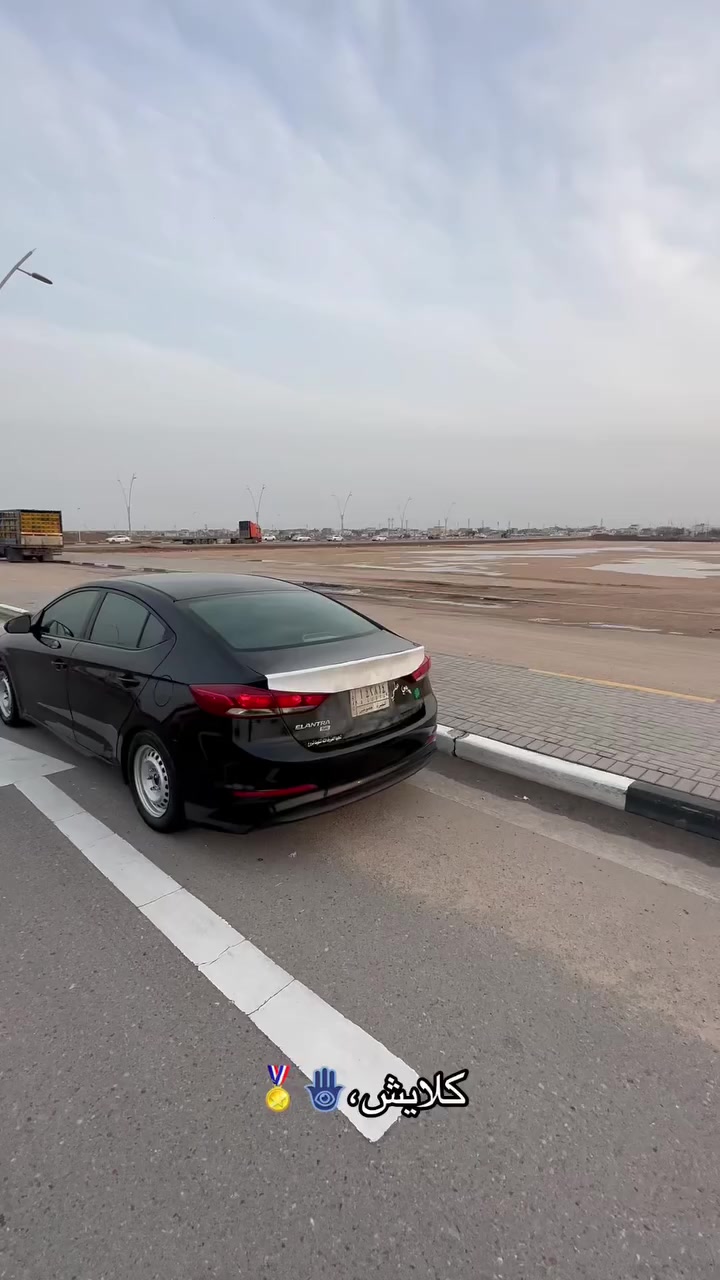 لانتره 2018 كير عادي أمريكي حادث بس بنيد باقي كفاله مكينه 2000دوش دوشمه عامه السعر 100 رقمي ***********
