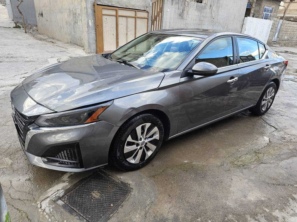 نیسان التیما مودیل ٢٠٢٣ فئة  S  بدون صبغ فقط رصعة بسيطة عل جاملغ والبونيد لون نفطي ماشي ٥٣ مايل  شرط يترقم سليمانية او اربيل او دهؤك سيارة نظيف ماشالله كركوك, العراق


**إذا كنت صاحب هذا الإعلان وتريد حذفه لأي سبب، رجاءا أرسل رسالة إلى الدعم الفني**