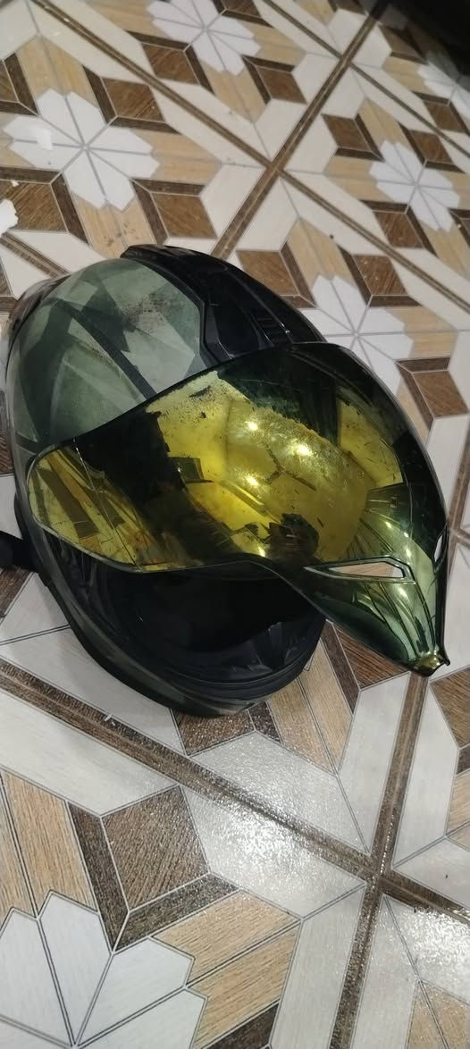 خوذه شركه سيزر ماخذها ب80 جامه بيها شخوط بس يحتاجلها تبديل سعر الجامه 15 يم سيرز ف الخوذه سعرها 60 وبيها مجال مكاني بغداد الحبيبيه رقمي 
***********
