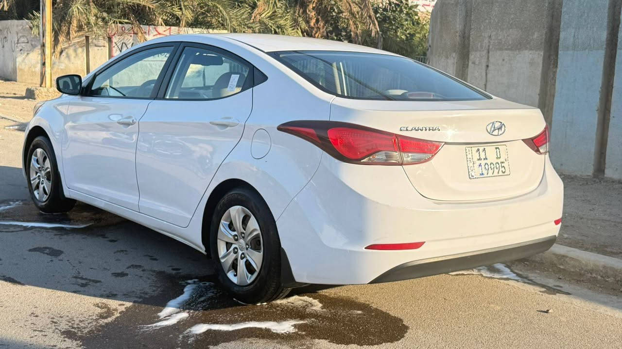 السلام عليكم النترا موديل 2016 خليجي كفاله بيهه بس هذا الشخط  موجود بصوره قطعتين تبريد السيارة كل نقص مابيهه والسونار موجود وجديد مكان السيارة بغداد موبايل. ***********
