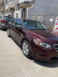 فورد توريس موديل 12 وارد كلين بدون ضرر ممشى 200 ميل  رقم بغداد با اسمي...