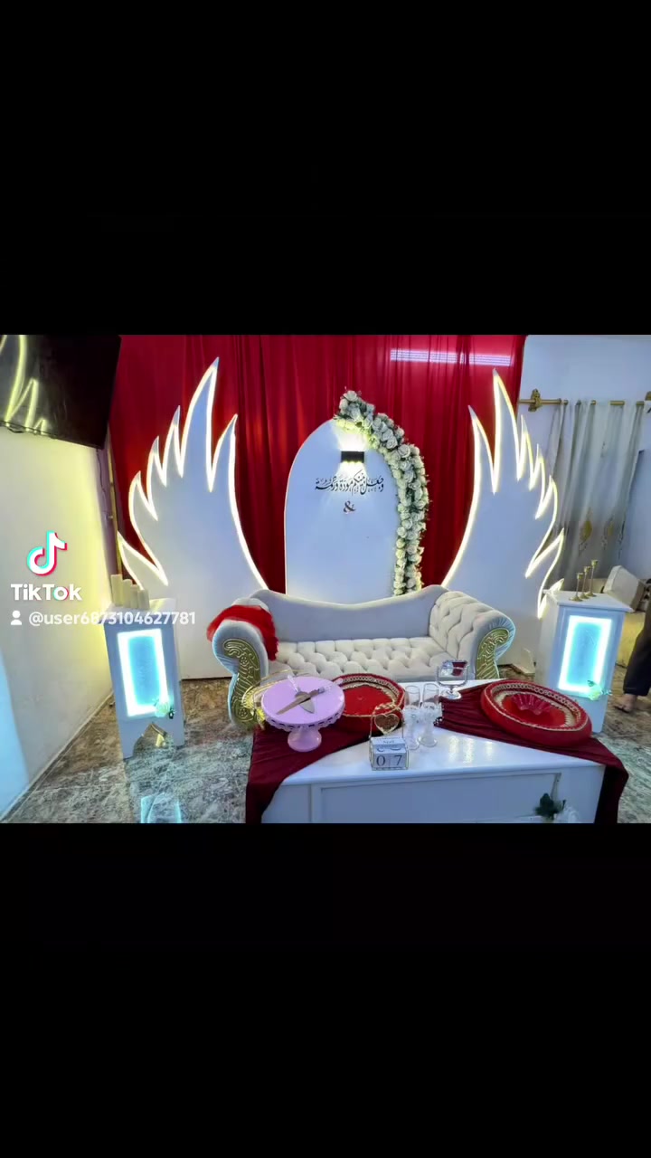 السلام عليكم 🫡 
العروض ويانة متخلص احجز ولتخلي العرض يفوتك تخفيض ع جميع الكوشات بأنسب الاسعار 😍
📢📢انفتحت الحجوزات  اسعار تنافسية جداً 📢📢
#اعمالنا #كوشاتنا.... 
ويا كوشات  جنة الاعراس لبيع وتأجير الكوشات ومناسبات  الاعراس للمناسبات 
صور من اخر اعمالنا 
#تاجير كوشات اعراس وترتيب #حفلات بالحدائق وترتيب #حفلات شركات
خطوبه💍 ومهر💎 وحنه💍 وعرس💍💍 وسبعه
تشمل كوشتنا ......
ستاند كوشه خلفي 🥅 شازلون🎎
ميز امامي يتضمن ستاند الكيك ومكملاته(كلاصات العرسان وماعون وشوكه وسكين وحامله قطعه الكيك)
صينيه بخت وبياضات🧿🪬🧿 وقند ومشط ومرايا 
منيكان الذهب💍💍 بوكس حلقات
مغطس ووشاح ابيض للعقد ....
#كوشات #كوشه #زفة عرس #مهر #حنه #سبعه  #خطوبه
#نعتني بادق التفاصيل 💚♥️تقدم عروضها بأنسب الاسعار من ٥٠ الف الى ٢٥٠ الف🌹
العنوان ديالى الخالص🚛🚚
الحجز عن طريق الواتساب
‏‪*********** ☎
‏‪***********‬‏
*********** رابط الفيس
☎https://www.facebook.com/share/14Xcy6QeSUL/
أو اتراسلونا على هذا الرابط رابط البيج 👇
https://www.facebook.com/share/p/1A6GjtRqoS/
