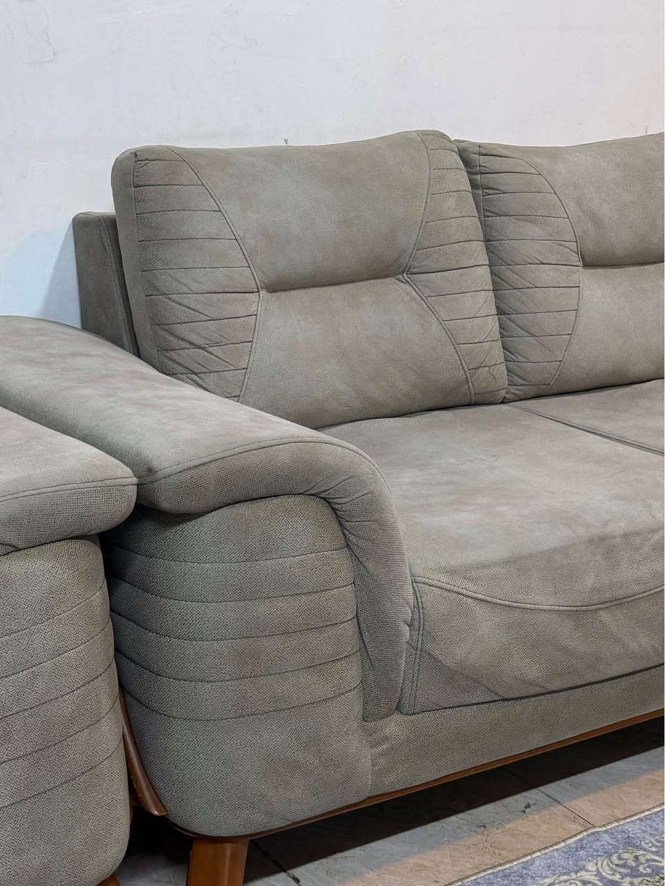 خمس قطع ١٠ مقاعد مع كوشات كربلاء, العراق


**إذا كنت صاحب هذا الإعلان وتريد حذفه لأي سبب، رجاءا أرسل رسالة إلى الدعم الفني**