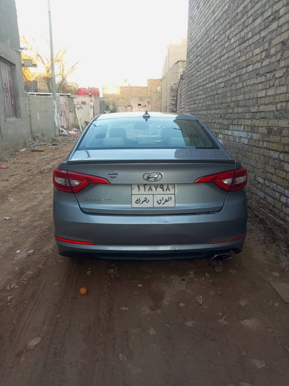 سلام عليكم
سوناته 2016امريكي 
سونار موجود بالمنشور ليبل واحد بدون دواخل شواصي لغد مكفوله  بس البنيد مبدل 
 والجاملغ والباب صبغ حته البراغي ما مفتوحه شرط
مكينه جديده مبدله شرط دوانز ماكو كير مكينه مكفولات 
تبريد ثلج 
حداديه جديده 
تخم تاير وباتري ما صارلهن  شهر من مبدلهن  
دواخل جديده 
السياره جاهزه 
رقم دهوك
بأسم الكردي تريد تحويل تريد وكاله  
السياره جديده وما متعوبه وجاهزه للهزه 
العنوان الديوانيه الحمزه الشرقي 
***********
السعر 118وبيه مجال
