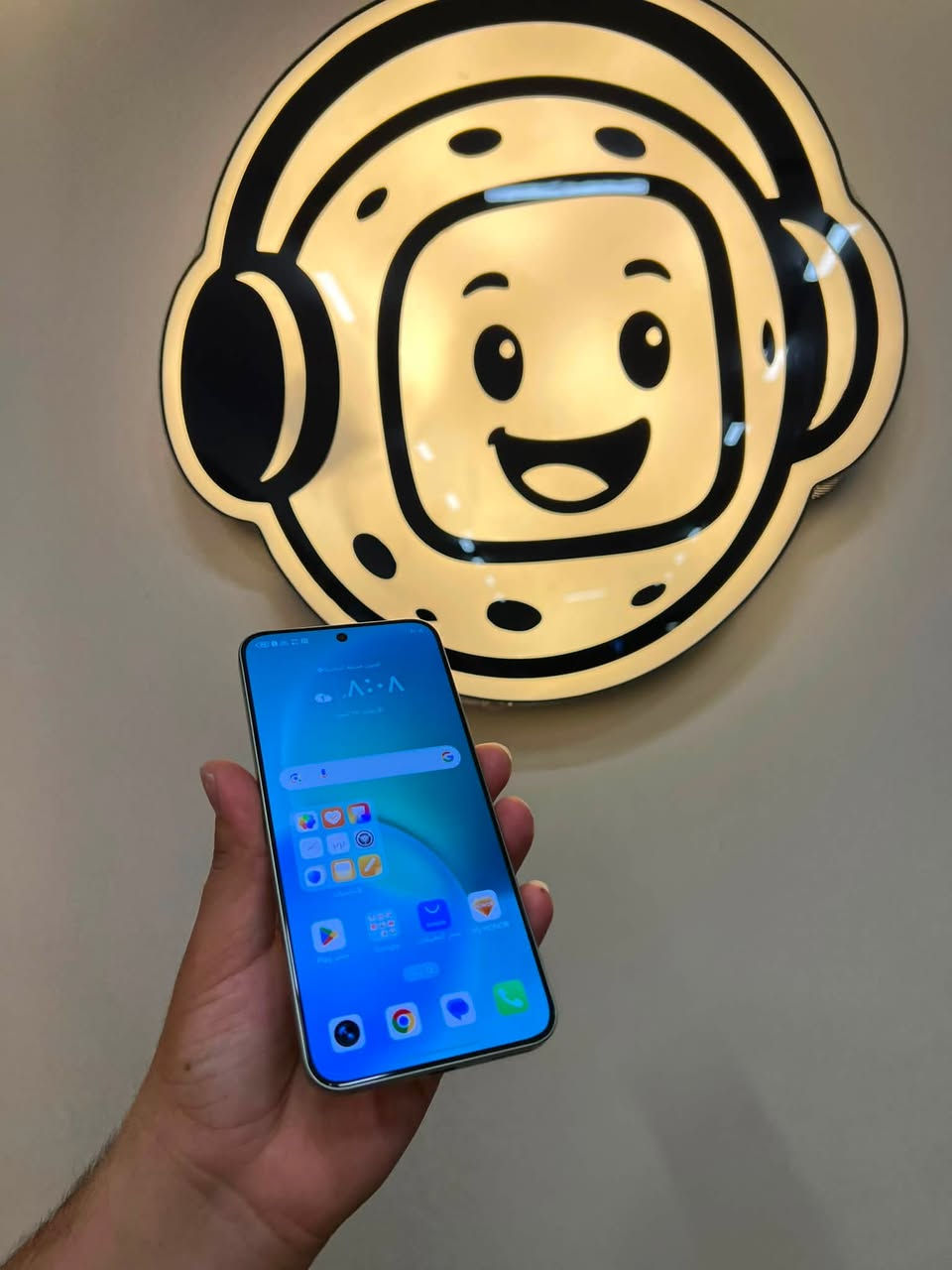 HONOR x9d💚🤍❤️
بسعر 425 الف فقط بدون ملحقات 😍

الذاكرة 256GB

رام 12GB+12GB=24GB

المعالج Snapdragon 6 Gen 4

البطارية عملاقة mAh 8300

االكاميرا 108MP

تردد الشاشة 120Hz

جهاز كلش حلو ونظيف 🥰

المكان موصل 

حي الميثاق قرب مسجد العدل 

للاستفسار 

***********
