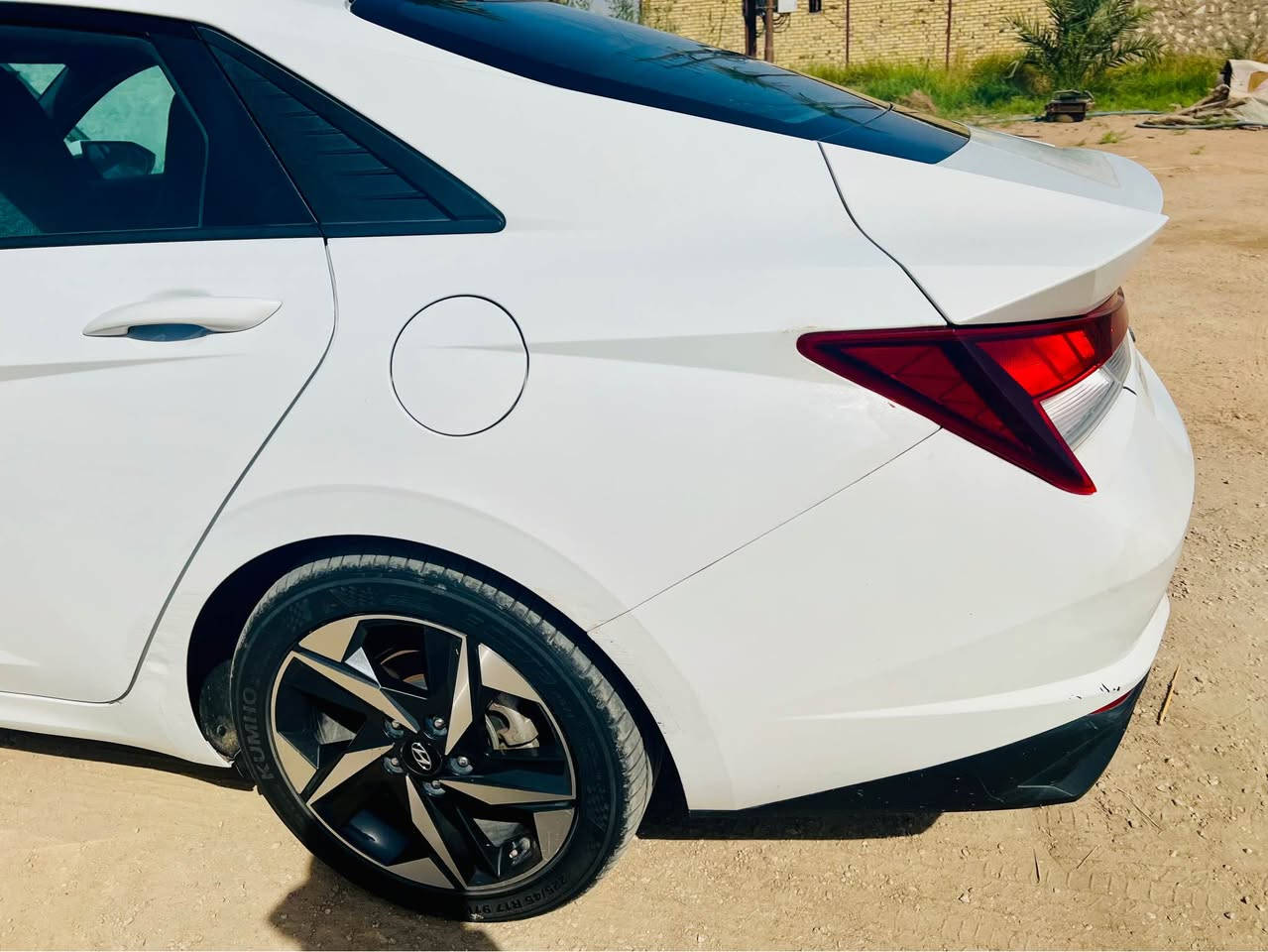 السلام عليكم 
النترا للبيع موديل ٢٠٢٣ وارد امريكي 
بدون ضرر فقط بارد بسيط 
بدون تبديل 
رقم مثنى الجديد 
معوقين وكاله عامه 
فول مواصفات 
حساس امامي وخلفي 
لد أمامي 
شاشه وكامرة 
تحكم استيرن
مكينه ٢٠٠٠ دوش
ويل كروم الاصلي 
السعر 165
تفاصيل اكثر الاتصال على الرقم

‭٠٧٨٣ ٢٨٤ ٨٠٥٨‬ Singapore
