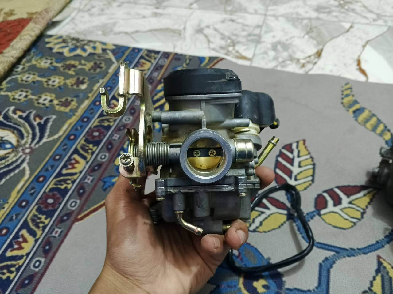 السلام عليكم كابريترات اثنين مال حاويه وحده مال فراشه وحده مال فراشه ماكس مكاني ديوانيه قضاء شاميه شراي اتصل على هذا الرقم ***********وخاص مفتوح
