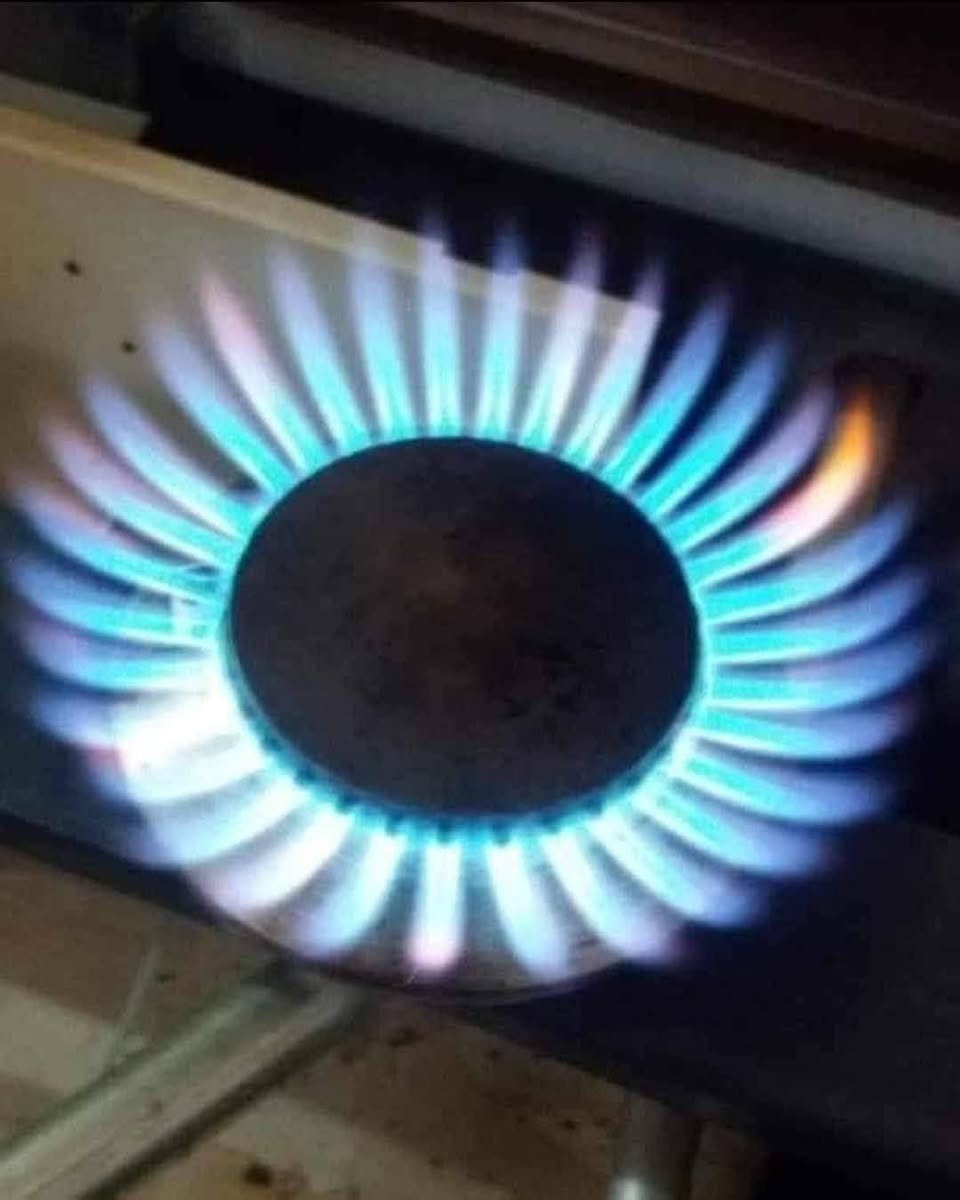 سلام عليكم ورشة  تصليح وتنضيف وبوليش وتبديل غراض جميع انواع طباخات شغلي موقعي في البيت نجيكم  والاتصال *********** متوفر 24 ساعة خاص مفتوح ❤ رقم الهاتف واتساب
