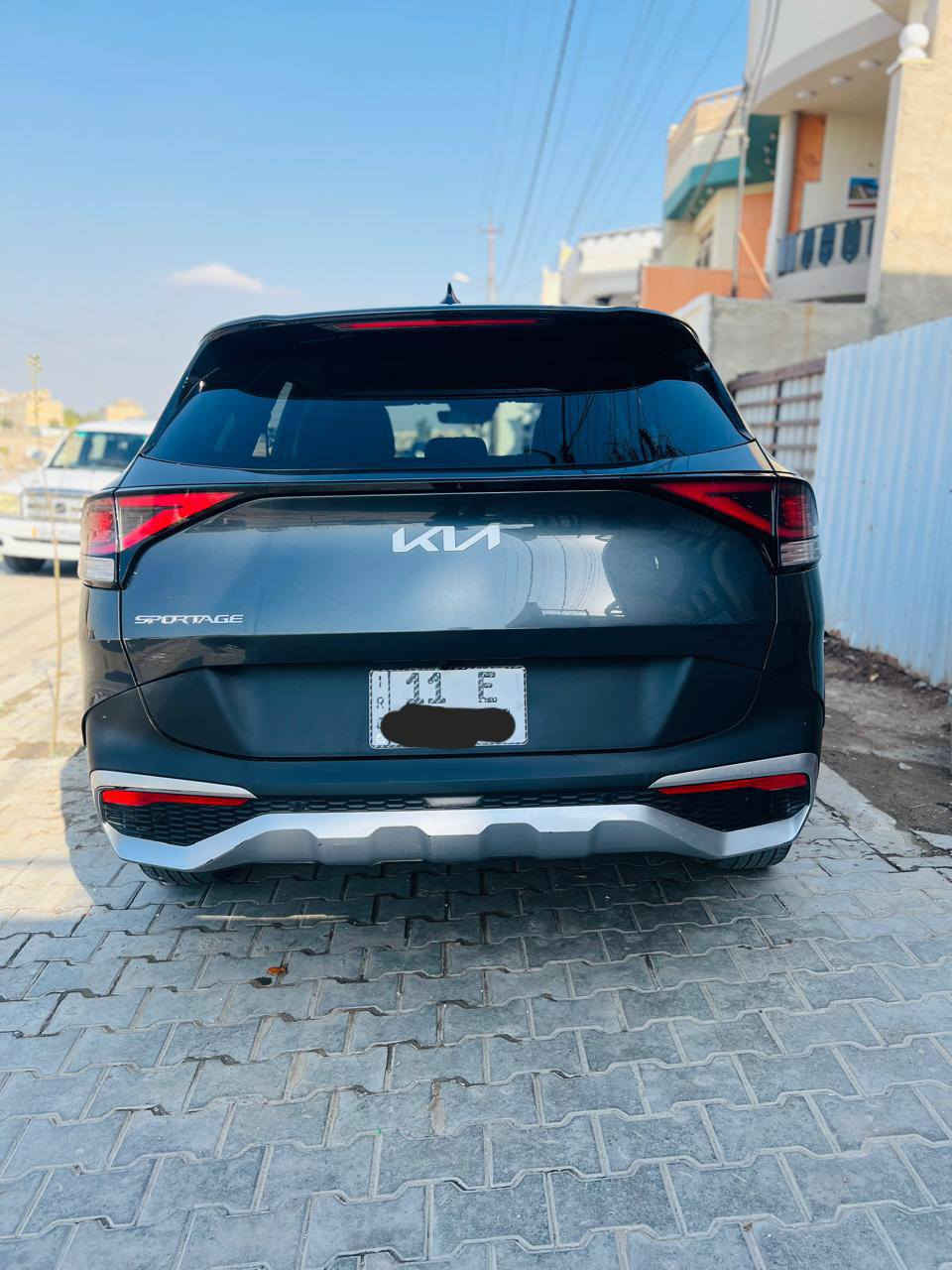 السلام عليكم سبورتج موديل 2024 كلين تايتل داخله تقرير مكفوله كفاله عامه حتى دعاميات سياره زيرو ماشيه ١٣ الف سياره نص فول سايد بريك بصمه توقف ذاتي رادر امامي تبريد قطعتين شاشه كامره حساس خلفي لد امامي خلفي لايت بلادي زنون اوبيها بعد مواصفات  رقم بغداد بسمي تخم تاير جديد صدر كير محرك كلى على وضع الشركة سياره كلش  نظيفه السعر ١٩٥ اوبيها مجال ***********
