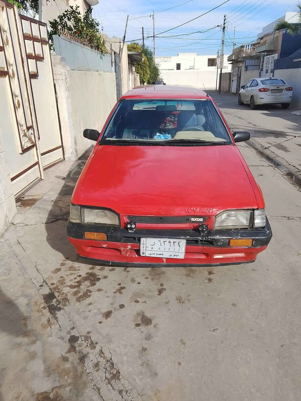 السلام عليكم
سيارة مازدة 323سنوية عظم الى 29موديل 1990شرط الوكالة والتحويل كاربون بانزين السعر18ورقة  وبيها مجال للطيبين
***********
