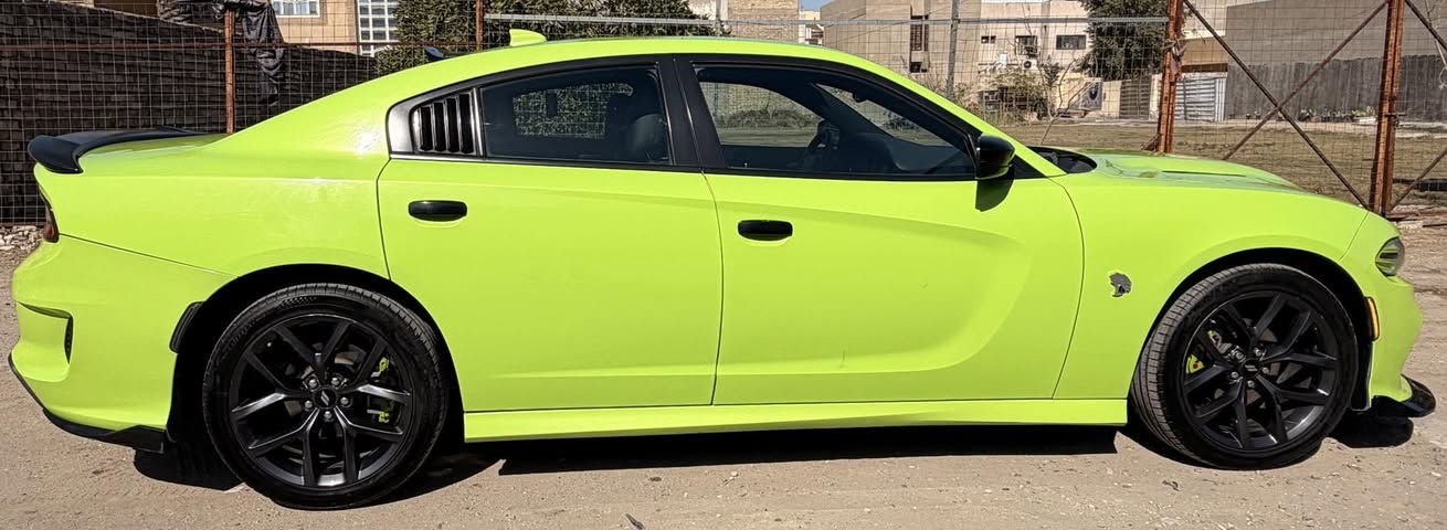 السلام عليكم
جارجر ٢٠٢٢ لون مميز 🍏
رقم بغداد بأسمي تحويل مباشر 
محرك 3600 V6 
ضررها جاملغ وبنيد بدوون ايرباك 
صور الحادث والسونار منشورات 
السيارة جديدة وبدون اي نواقص
مكان السيارة بغداد 
السعر 250 ورقة وبيها مجال 
للاستفسار اكثر ***********
لطفاً اقراء المنشور وشوف والصور واذا عجبتك اتصل 
تحياتي واحترامي للجميع
