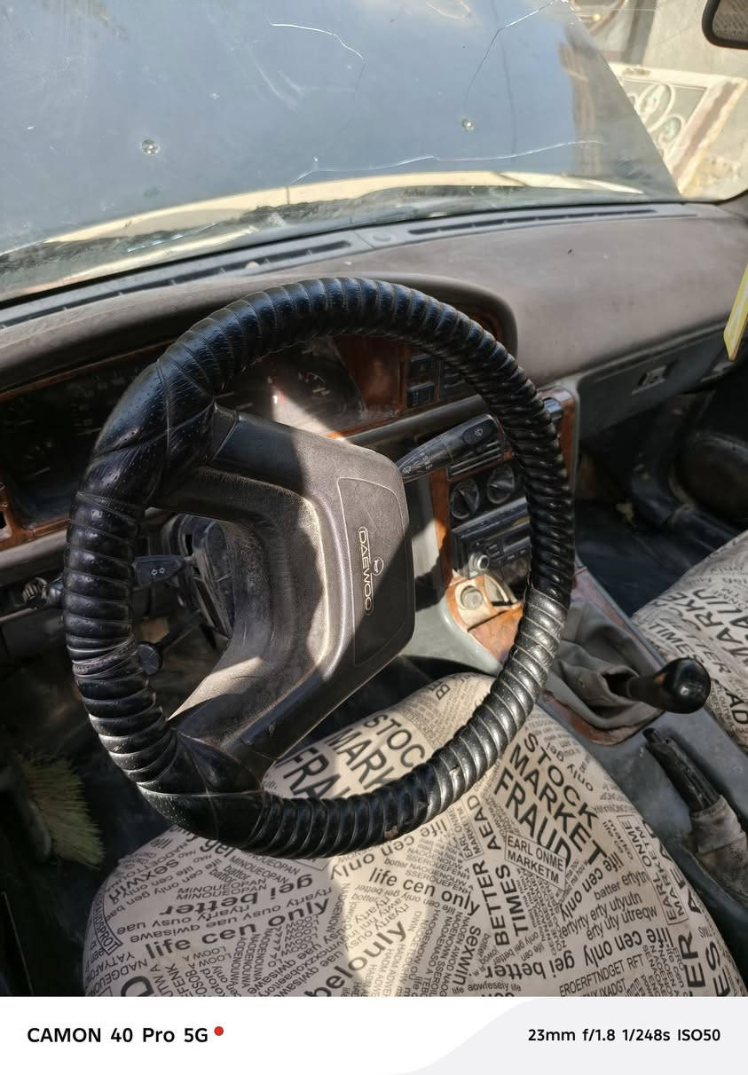 سلام عليكم سيارة جاهزه كشر حلو و صافي مرتب مكينه و گير نظيفات تخم تاير و حداديه كلش نظيفات السعر 10 اوراق /***********
