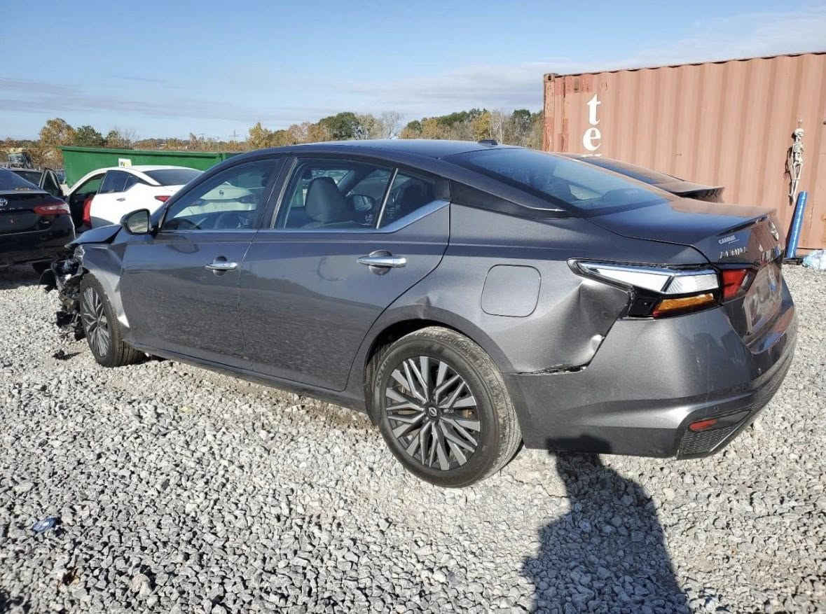 *تحية طيبة لجميع المتابعين*
للبيع في الامارات الشارقة 
نيسان التيما موديل 2024. 
مواصفات SV لون نفطي. 
العداد 28 الف ميل. 
السيارة قيادة وتشغيل. 
جميع الإرباكات سليمة👌
رقم الشاصي 1N4BL4DV6RN373448
الضرر كما هو واضح في الصور 

السعر 125 ورقة مطروح في الشارقة بدون تصليح. 

للاستفسار اكثر عن السيارة يرجى الاتصال على الرقم وآتساب 
0046720399716
ابو آدم


**إذا كنت صاحب هذا الإعلان وتريد حذفه لأي سبب، رجاءا أرسل رسالة إلى الدعم الفني**