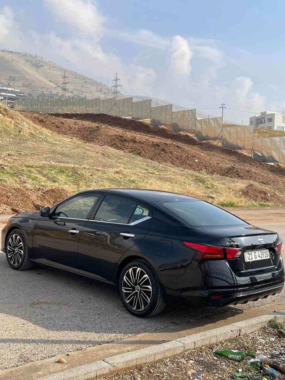 نيسان التيما ٢٠٢٣ 
٣٣مايل رؤشتوة
پشت و پيشى كةپسة
جةمةلةغى دواى سكةن ٢ پةلة بؤياخى هةية
سةر شانةكةى بستيك
پةلةيةك لة سةقفةكةى بؤياخ و تةحديلة 
ماباقى هةموو گيانى بةشةرت
تةحويل و غةرةما بةشةرت سعرى ١٤٨ گةلاو كةميك مةجال*********** السليمانية, العراق
