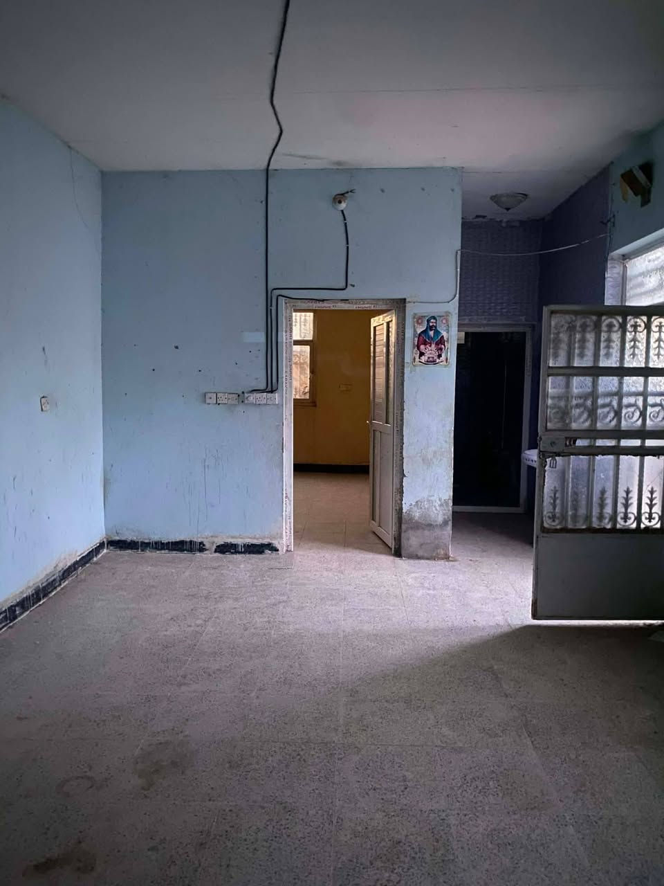 بيت للايجار في التقية الثالثة

يحتوي على غرفتين و صالة ومطبخ و صحيات وطارمة
ايجاره على الخاص او الاتصال او واتساب على الارقام
***********
***********
