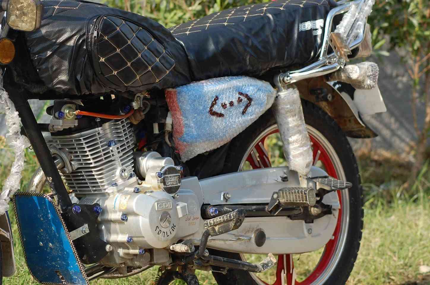 للبيع
دراجه سيفان 23 
اوراق 4 وياها 
سلف محرك مكفول 
سعرها 525 
المكان ديالئ ناحية الوجهيه
***********
